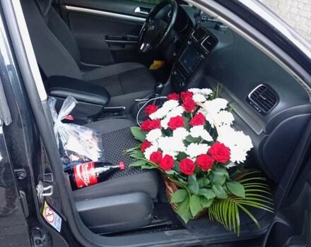 Черный Фольксваген Гольф, объемом двигателя 1.6 л и пробегом 356 тыс. км за 10500 $, фото 3 на Automoto.ua