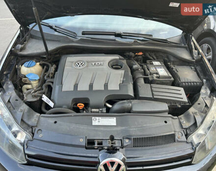 Чорний Фольксваген Гольф, об'ємом двигуна 1.6 л та пробігом 325 тис. км за 8000 $, фото 7 на Automoto.ua