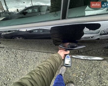 Черный Фольксваген Гольф, объемом двигателя 1.6 л и пробегом 207 тыс. км за 9300 $, фото 70 на Automoto.ua