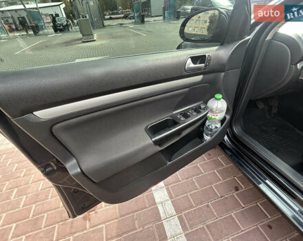 Чорний Фольксваген Гольф, об'ємом двигуна 1.6 л та пробігом 320 тис. км за 8200 $, фото 25 на Automoto.ua