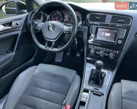 Фольксваген Гольф 2013 в Стрые на Automoto.ua Черный Фольксваген Гольф, объемом двигателя 1.97 л и пробегом 245 тыс. км за 11750 $, фото 31 на Automoto.ua