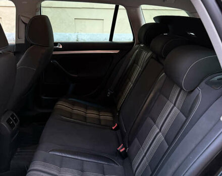 Чорний Фольксваген Гольф, об'ємом двигуна 1.6 л та пробігом 225 тис. км за 8000 $, фото 10 на Automoto.ua