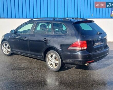 Черный Фольксваген Гольф, объемом двигателя 1.6 л и пробегом 266 тыс. км за 8600 $, фото 11 на Automoto.ua