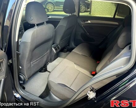 Чорний Фольксваген Гольф, об'ємом двигуна 1.6 л та пробігом 330 тис. км за 9300 $, фото 4 на Automoto.ua