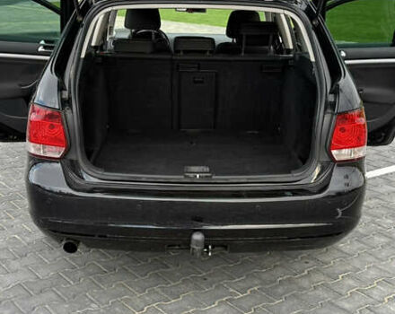 Черный Фольксваген Гольф, объемом двигателя 1.6 л и пробегом 279 тыс. км за 8400 $, фото 21 на Automoto.ua