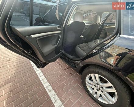 Чорний Фольксваген Гольф, об'ємом двигуна 1.6 л та пробігом 320 тис. км за 8200 $, фото 20 на Automoto.ua