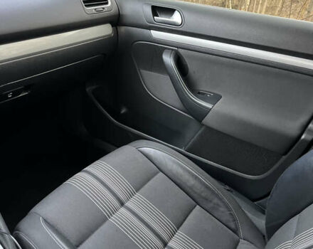 Чорний Фольксваген Гольф, об'ємом двигуна 1.97 л та пробігом 297 тис. км за 9200 $, фото 13 на Automoto.ua