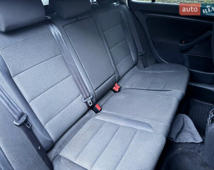 Черный Фольксваген Гольф, объемом двигателя 1.6 л и пробегом 276 тыс. км за 8999 $, фото 20 на Automoto.ua