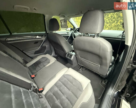 Черный Фольксваген Гольф, объемом двигателя 2 л и пробегом 245 тыс. км за 11700 $, фото 34 на Automoto.ua