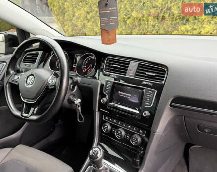 Черный Фольксваген Гольф, объемом двигателя 2 л и пробегом 245 тыс. км за 11700 $, фото 29 на Automoto.ua