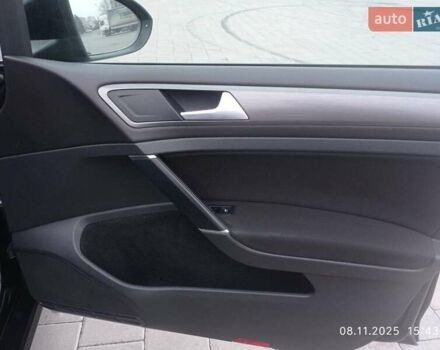 Черный Фольксваген Гольф, объемом двигателя 1.97 л и пробегом 241 тыс. км за 12000 $, фото 14 на Automoto.ua