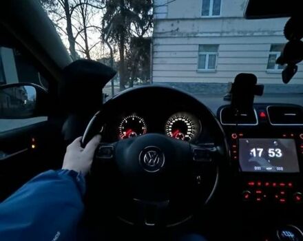 Черный Фольксваген Гольф, объемом двигателя 1.6 л и пробегом 356 тыс. км за 10500 $, фото 2 на Automoto.ua