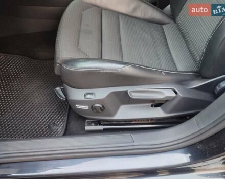 Чорний Фольксваген Гольф, об'ємом двигуна 1.6 л та пробігом 267 тис. км за 9200 $, фото 25 на Automoto.ua