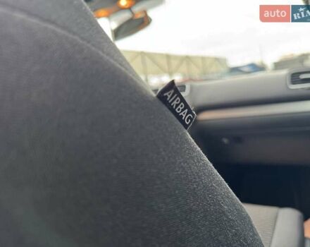 Черный Фольксваген Гольф, объемом двигателя 1.6 л и пробегом 207 тыс. км за 9300 $, фото 50 на Automoto.ua