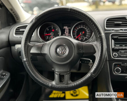 Черный Фольксваген Гольф, объемом двигателя 1.6 л и пробегом 267 тыс. км за 9600 $, фото 13 на Automoto.ua
