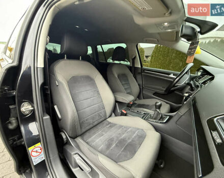 Черный Фольксваген Гольф, объемом двигателя 2 л и пробегом 245 тыс. км за 11700 $, фото 26 на Automoto.ua