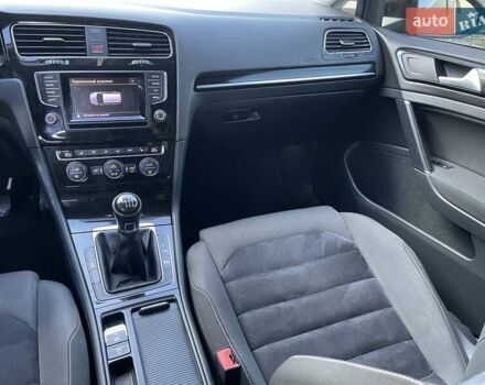 Фольксваген Гольф 2013 в Стрые на Automoto.ua Черный Фольксваген Гольф, объемом двигателя 1.97 л и пробегом 245 тыс. км за 11750 $, фото 32 на Automoto.ua