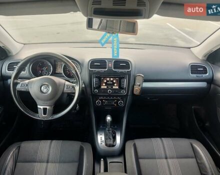Черный Фольксваген Гольф, объемом двигателя 1.6 л и пробегом 266 тыс. км за 8600 $, фото 21 на Automoto.ua