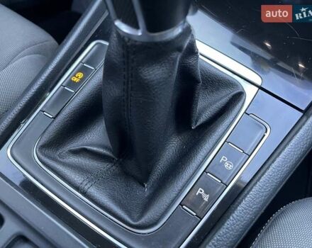 Фольксваген Гольф 2013 в Стрые на Automoto.ua Черный Фольксваген Гольф, объемом двигателя 1.97 л и пробегом 245 тыс. км за 11750 $, фото 40 на Automoto.ua