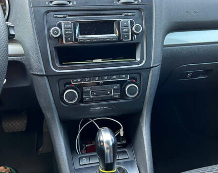 Чорний Фольксваген Гольф, об'ємом двигуна 1.6 л та пробігом 325 тис. км за 8000 $, фото 2 на Automoto.ua