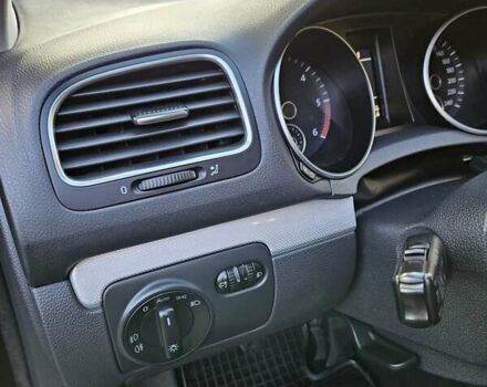 Черный Фольксваген Гольф, объемом двигателя 1.6 л и пробегом 326 тыс. км за 8950 $, фото 23 на Automoto.ua