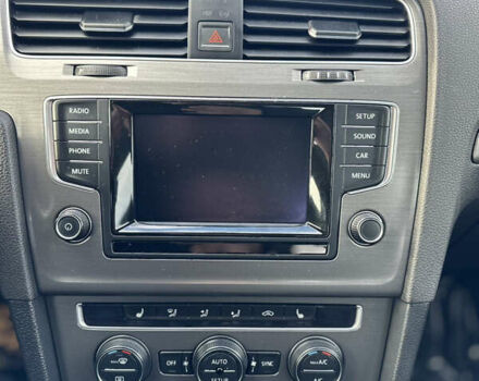 Черный Фольксваген Гольф, объемом двигателя 1.6 л и пробегом 189 тыс. км за 11500 $, фото 39 на Automoto.ua