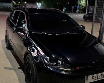 Черный Фольксваген Гольф, объемом двигателя 1.6 л и пробегом 320 тыс. км за 9300 $, фото 3 на Automoto.ua