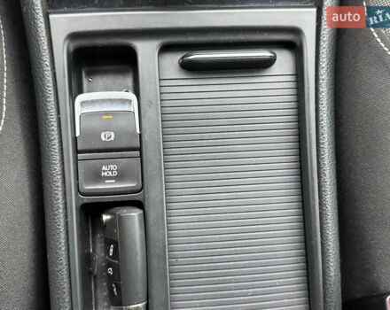 Черный Фольксваген Гольф, объемом двигателя 2 л и пробегом 245 тыс. км за 11700 $, фото 53 на Automoto.ua