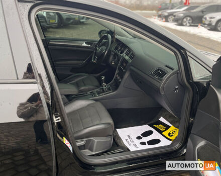 Черный Фольксваген Гольф, объемом двигателя 1.6 л и пробегом 246 тыс. км за 10300 $, фото 21 на Automoto.ua