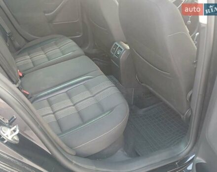 Черный Фольксваген Гольф, объемом двигателя 1.6 л и пробегом 266 тыс. км за 8600 $, фото 28 на Automoto.ua