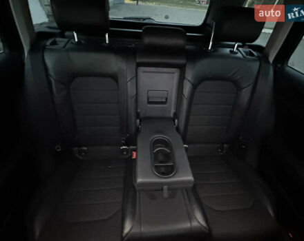 Черный Фольксваген Гольф, объемом двигателя 0 л и пробегом 245 тыс. км за 13200 $, фото 31 на Automoto.ua