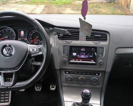 Черный Фольксваген Гольф, объемом двигателя 1.2 л и пробегом 273 тыс. км за 9300 $, фото 17 на Automoto.ua