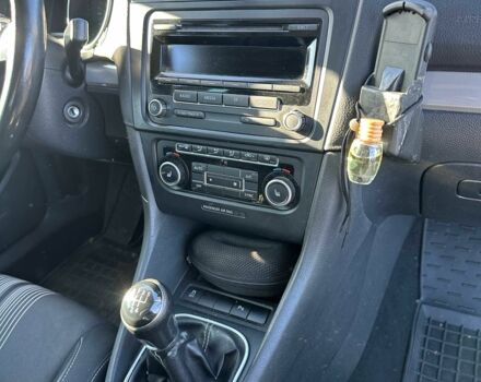 Черный Фольксваген Гольф, объемом двигателя 1.6 л и пробегом 270 тыс. км за 8350 $, фото 6 на Automoto.ua