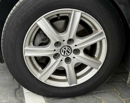 Черный Фольксваген Гольф, объемом двигателя 1.6 л и пробегом 279 тыс. км за 8400 $, фото 24 на Automoto.ua