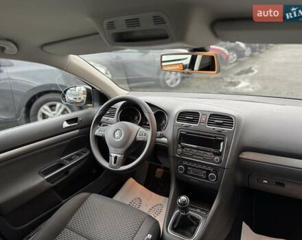 Черный Фольксваген Гольф, объемом двигателя 1.6 л и пробегом 207 тыс. км за 9300 $, фото 49 на Automoto.ua