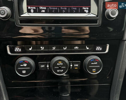 Черный Фольксваген Гольф, объемом двигателя 2 л и пробегом 245 тыс. км за 11700 $, фото 51 на Automoto.ua