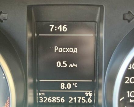 Черный Фольксваген Гольф, объемом двигателя 1.6 л и пробегом 326 тыс. км за 8950 $, фото 29 на Automoto.ua