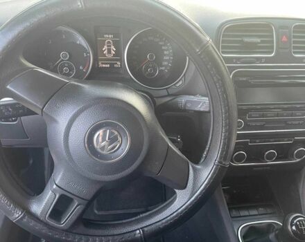 Черный Фольксваген Гольф, объемом двигателя 1.6 л и пробегом 270 тыс. км за 8300 $, фото 4 на Automoto.ua