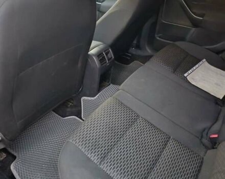 Черный Фольксваген Гольф, объемом двигателя 1.6 л и пробегом 230 тыс. км за 8500 $, фото 5 на Automoto.ua