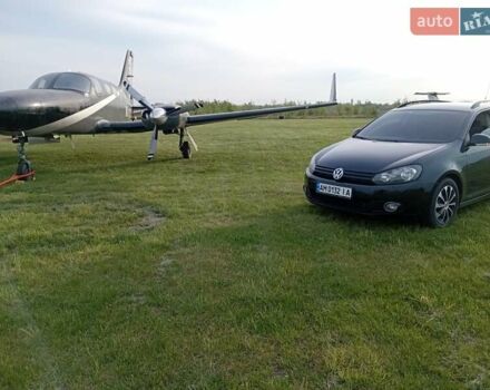 Черный Фольксваген Гольф, объемом двигателя 1.6 л и пробегом 356 тыс. км за 10500 $, фото 10 на Automoto.ua