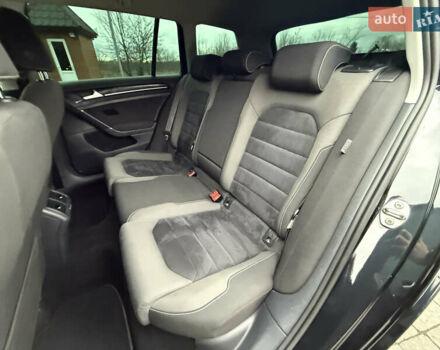 Черный Фольксваген Гольф, объемом двигателя 2 л и пробегом 245 тыс. км за 11700 $, фото 43 на Automoto.ua