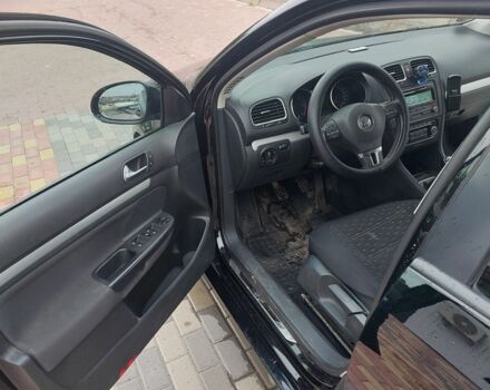 Черный Фольксваген Гольф, объемом двигателя 2 л и пробегом 257 тыс. км за 9250 $, фото 6 на Automoto.ua