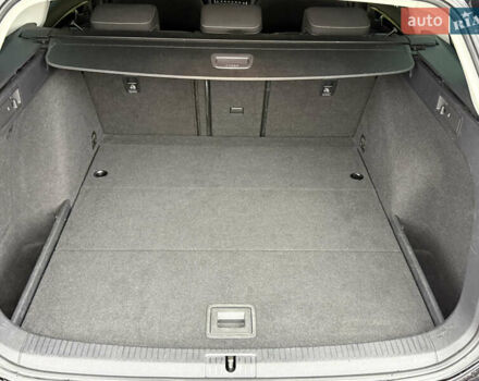 Черный Фольксваген Гольф, объемом двигателя 2 л и пробегом 245 тыс. км за 11700 $, фото 39 на Automoto.ua