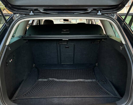 Чорний Фольксваген Гольф, об'ємом двигуна 1.6 л та пробігом 225 тис. км за 8000 $, фото 6 на Automoto.ua