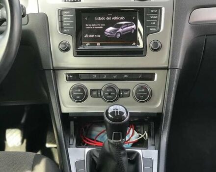 Черный Фольксваген Гольф, объемом двигателя 1.6 л и пробегом 241 тыс. км за 8999 $, фото 3 на Automoto.ua