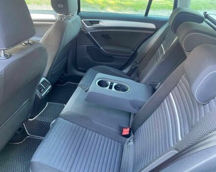 Черный Фольксваген Гольф, объемом двигателя 1.6 л и пробегом 222 тыс. км за 12600 $, фото 17 на Automoto.ua