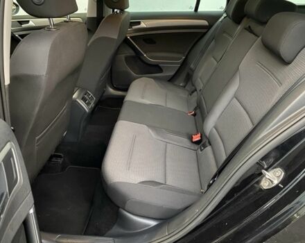 Черный Фольксваген Гольф, объемом двигателя 1.2 л и пробегом 210 тыс. км за 7500 $, фото 4 на Automoto.ua