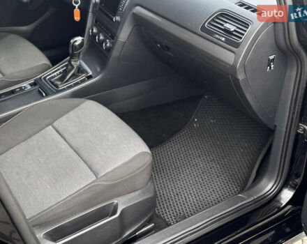 Чорний Фольксваген Гольф, об'ємом двигуна 1.6 л та пробігом 320 тис. км за 9500 $, фото 35 на Automoto.ua