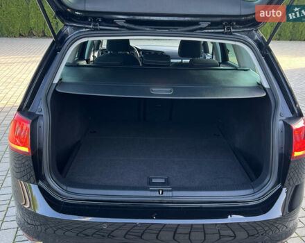 Черный Фольксваген Гольф, объемом двигателя 1.6 л и пробегом 230 тыс. км за 11800 $, фото 57 на Automoto.ua