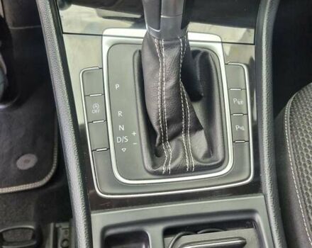 Черный Фольксваген Гольф, объемом двигателя 1.6 л и пробегом 229 тыс. км за 11199 $, фото 25 на Automoto.ua